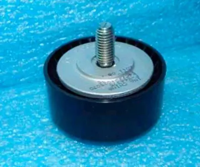 Ролик пасу CHERY E4g16-1025070