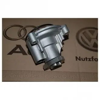 Насос водяний VW Jetta (13-18), Polo (13-)/Skoda Fabia (11-15), Octavia (04-08)/Seat Ibiza, Toledo 1.6 (12-15) VAG 03C121008J
