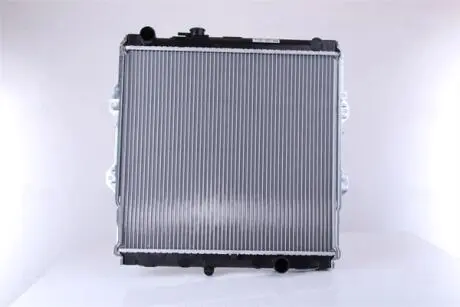 Радіатор охолоджування NISSENS 64598A