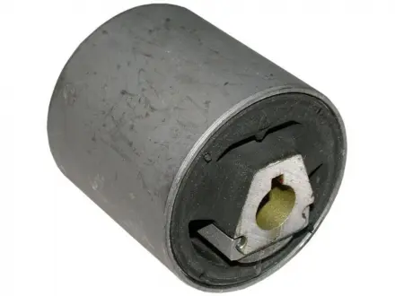 Сайлентблок рычага прав. / Лев. внутр. передние. STARLINE 14.62.740 (фото 1)