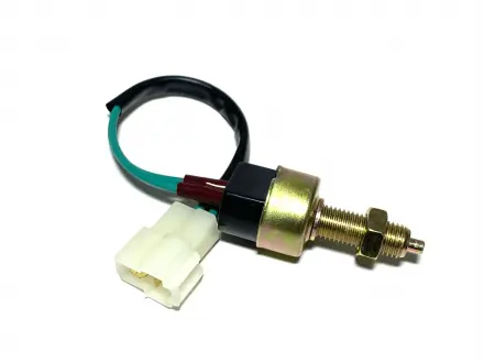 Датчик включення стоп-сигналу (Deer, 4x2) Aftermarket 4134023-D01