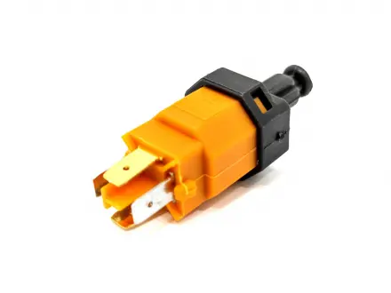 Датчик включения стоп-сигнала Aftermarket S18-3720030