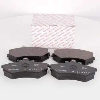 Фото 1 - комплект тормозных колодок передних (Fulwin) CHERY A11-3501080 Комплект тормозных колодок передних (Fulwin) CHERY A11-3501080 (фото 1)
