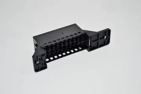 Блок предохранителей в салоне Ланос GM 96270326