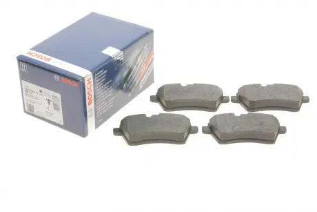 Колодки тормозные дисковые BOSCH 0986495273 (фото 1)