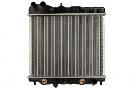 Радиатор охлаждения NISSENS 68111