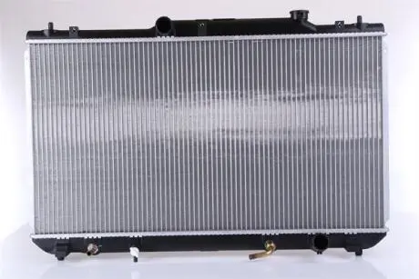 Радиатор охлаждения NISSENS 646925