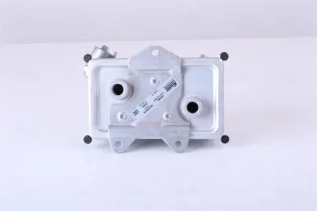 Охладитель масла NISSENS 90582