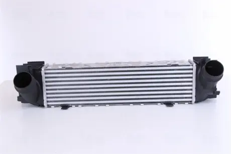 Радиатор наддува NISSENS 96552