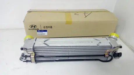 Интеркулер Hyundai H-1 07-15 (Mobis) MOBIS (KIA, Hyundai) 281904A481