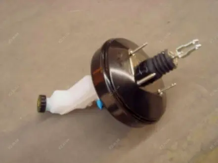 Цилиндр тормозной главный с вакуумом (с бачком) EC7 1064001500 GEELY 1064001073