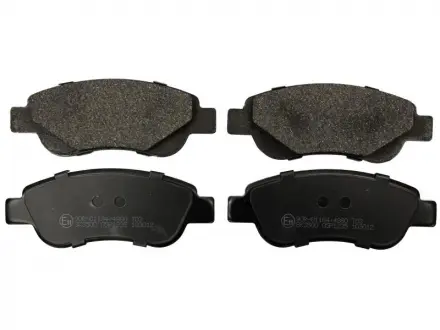 Тормозные колодки. к-кт. STARLINE BD S843P