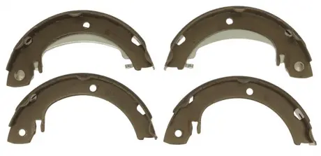 Тормозные колодки. к-кт. STARLINE BC 09920