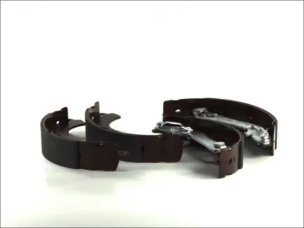 Тормозные колодки. барабанные ABE C0F032ABE