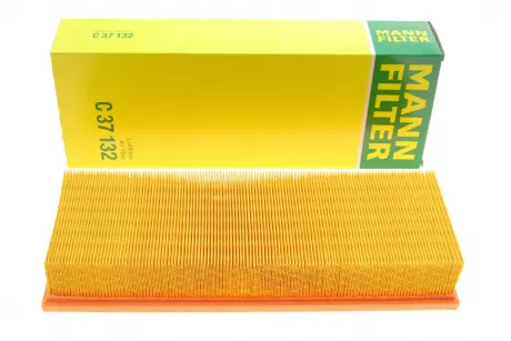 Повітряний фільтр -Filter MANN C37132