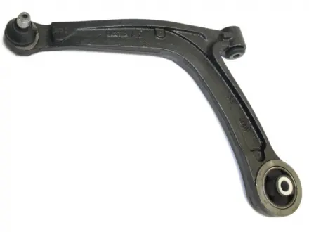 Фото 1 - рычаг подвески STARLINE 18.61.701 Рычаг подвески STARLINE 18.61.701 (фото 1)
