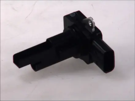 Расходомер воздуха DENSO DMA-0106