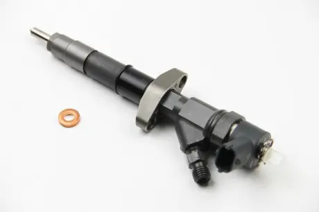 Форсунка паливна BOSCH 0445110141