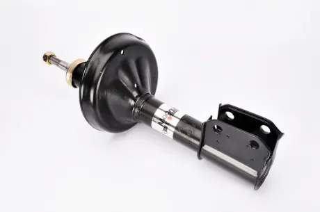 Амортизатор передний MAGNUM TECHNOLOGY AHR121MT