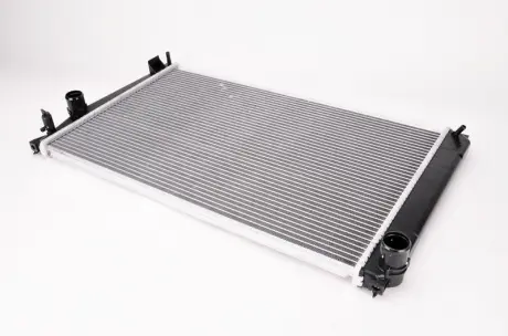 Радіатор THERMOTEC D72029TT
