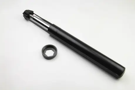 Амортизатор передний Audi 100 82-94 / A6 94-97 (масл.) SACHS 318 303
