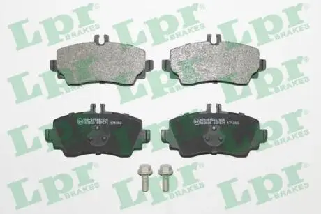 Тормозные колодки дисковые LPR 05P671