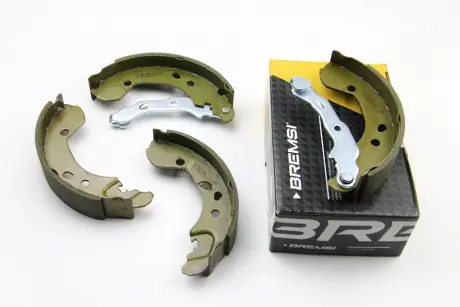 Тормозные колодки зад. Nissan Micra 03-10 / Note 02-12 / Tiida 07-12 (Lockheed) BREMSI GF0862