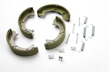 Колодки ручного тормоза Daily II 89-99 / Mascott 99-10 (Brembo) с пружинками BREMSI GF0183-1