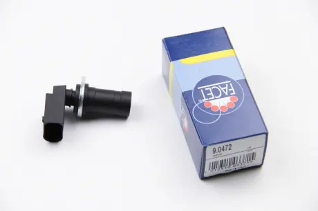 Датчик коленвала BMW 3 (E46) / 5 (E60 / 7 (E38) / X5 (E53) 1.6-4.4 92-10 (3 конт.) FACET 9.0472