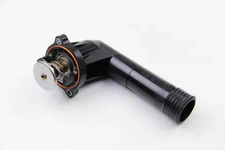 Термостат BMW 3 (E36) / 5 (E34) / Z3 (E36) 1.6-1.8i 89-00 (37x33.7; 95C) FACET 7.8428