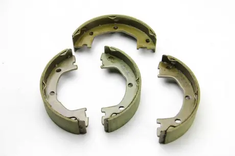 Колодки ручного тормоза Daily II 89-99 / Mascott 99-10 (Brembo) BREMSI GF0183