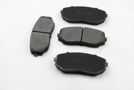 Тормозные колодки перед. Mazda CX-7 / CX-9 07- (sumitomo) BREMSI BP3332
