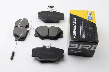 Тормозные колодки перед. W201 / 124 (Lucas) (с датчиком) BREMSI BP2485
