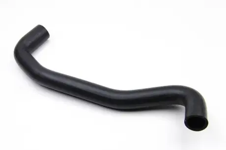 Патрубок радіатора нижн. Berlingo / Partner 2.0HDI 02- BSG BSG 70-720-135