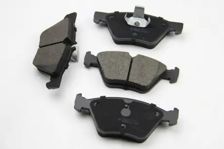 Тормозные колодки перед. W202 / 210 (ATE) / 211 4Matic BREMSI BP2695