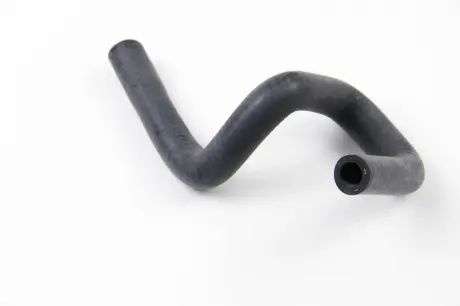 Патрубок радіатора грубки Connect 1.8 TDCI 02- BSG BSG 30-720-201