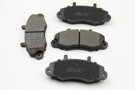 Тормозные колодки перед. Transit T12 91-00 BREMSI BP2525