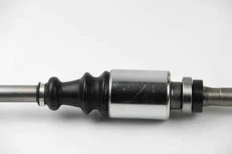 Полуось Berlingo / Partner 1.1 / 1.4i Пр. GSP 210015