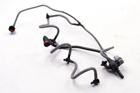 Шланг обратки (с датчиком) Master / Trafic 2.5dCi 03- RENAULT 8200503234