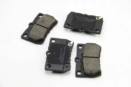 Тормозные колодки зад. Lexus GS 05- / IS 05- (NBK) BREMSI BP3420