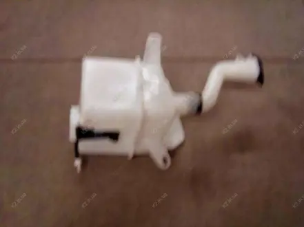 Бачок омывателя Geely EC-7RV Aftermarket 1067002028