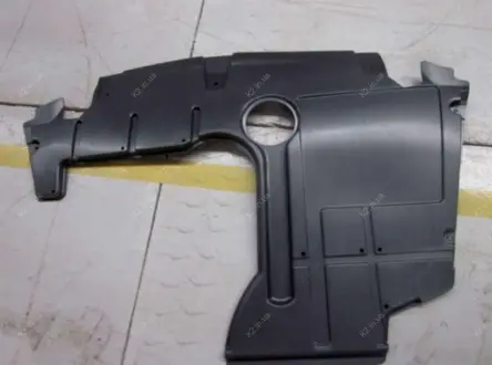 Защита двигателя / переднего бампера центральная (пластиковая) Aftermarket 1018010351