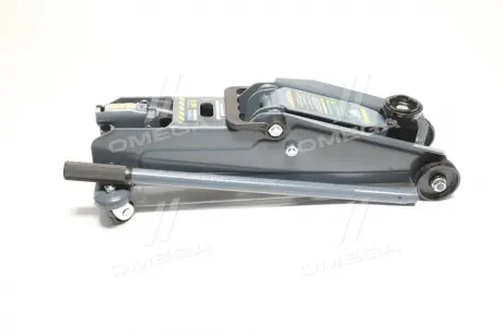 Домкрат подкатной. 2.5Т.. Н = 140-385 12кг ARMER ARM-08