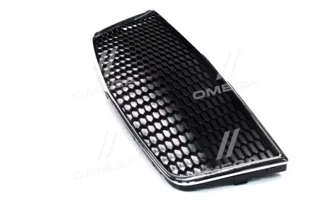 Решетка радиатора Авео 4 хэчбек нижняя GM 96813738