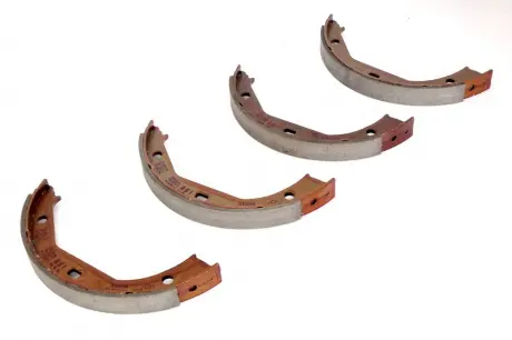 Тормозные колодки барабанные ALPINA (BMW) - BMW B10 / 130i / 320d / 325i / 325i Touring / 330d / 330d Coupe / 330d TRW GS8656