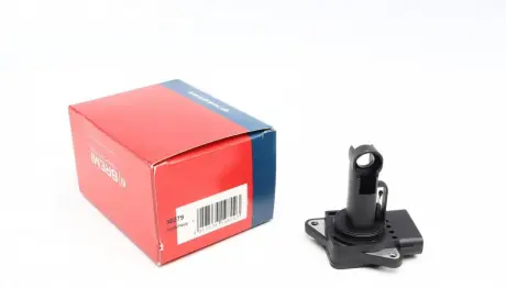 Расходомер воздуха TOYOTA Auris / Corolla / Land Cruiser / Hiace / Yaris "1,4 / 3,0L" 04 >> BREMI 30279