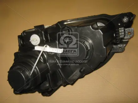Фара пра. эл. KIA SORENTO 06-09 TYC 20-C523-A5-2B