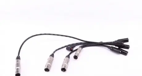 Комплект проводов AUDI / VW A4 / Passat "1,6" 94-00 BREMI 998