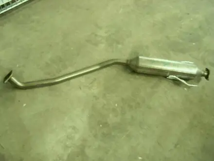 Труба выхлопная средняя EC7 / EC7RV GEELY 1064001080