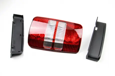 Ліхтар задній Caddy 10 Пр. BSG BSG 90-805-011